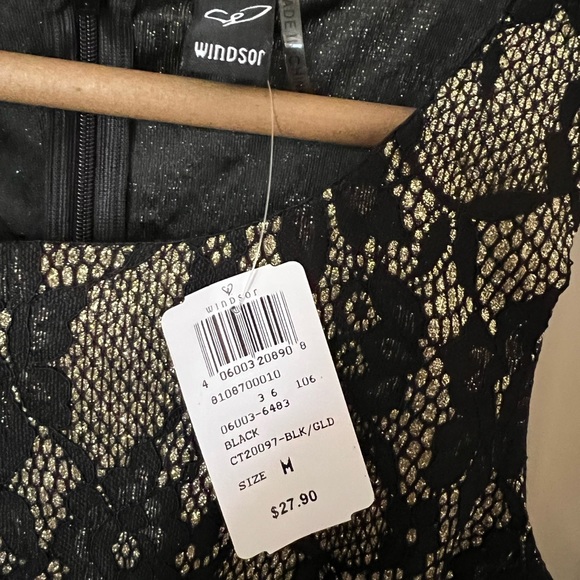 Windsor metallic peplum top - Picture 4 of 4